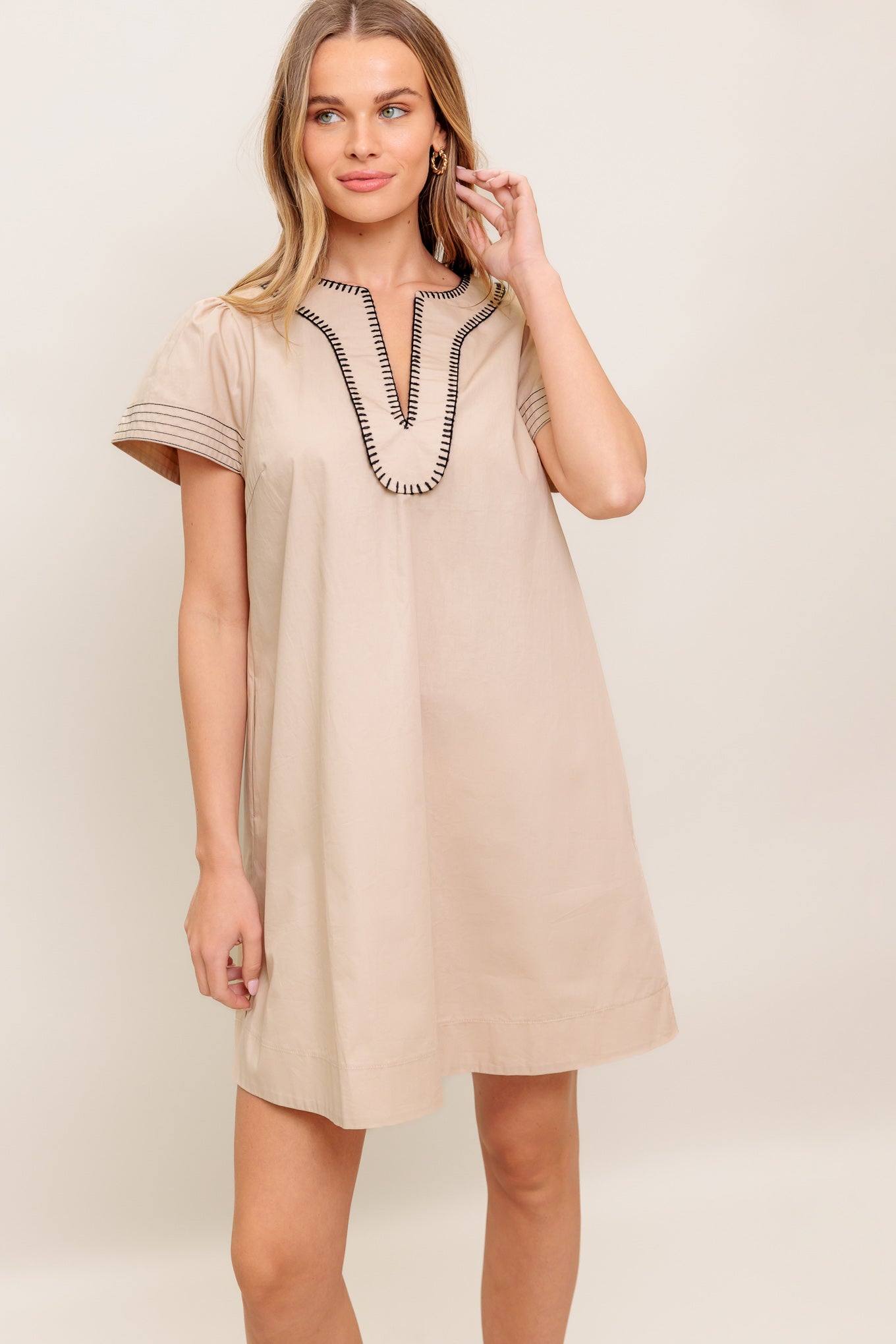CALM SILHOUETTE WOVEN MINI DRESS Flying Tomato